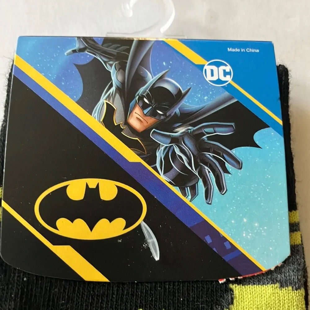 DC Batman‎ Socks and Batman Toy Figurine Set
